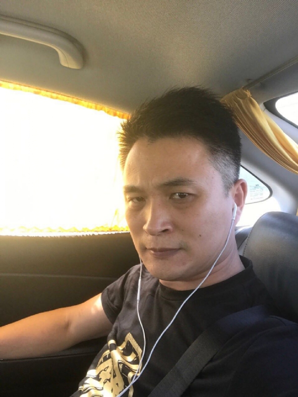 罗的第二张照片--福建蓝颜知己交友网