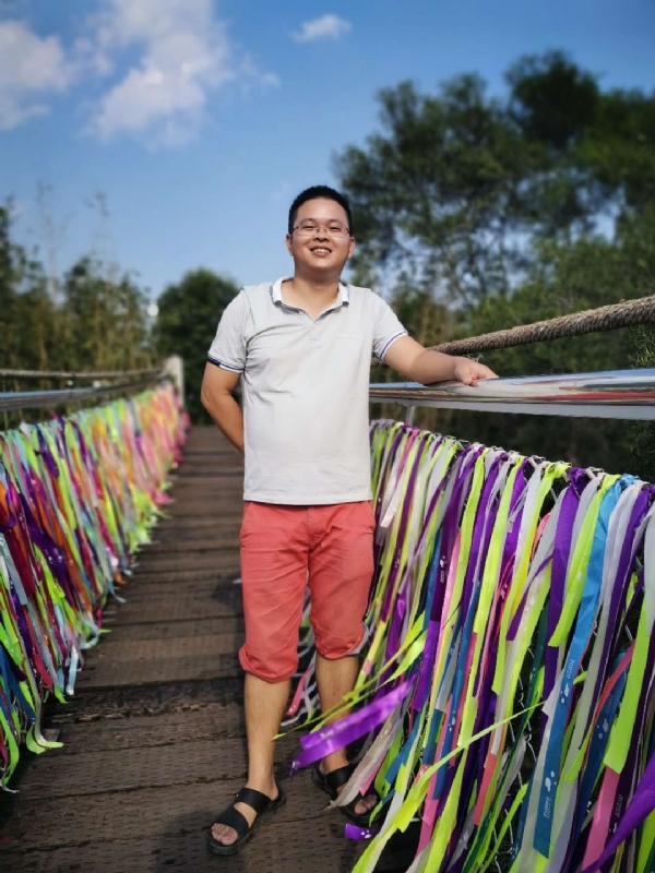 大象的第一张照片--福建蓝颜知己交友网