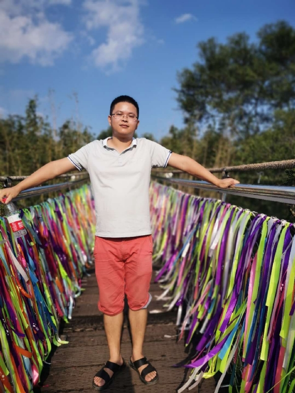 大象的第二张照片--福建蓝颜知己交友网