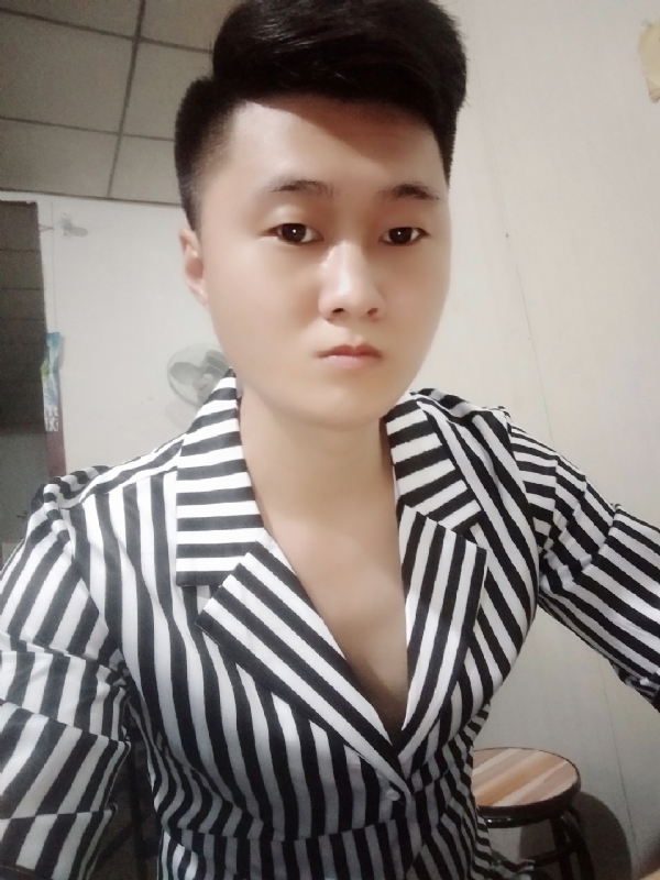 随遇而安的第一张照片--福建蓝颜知己交友网