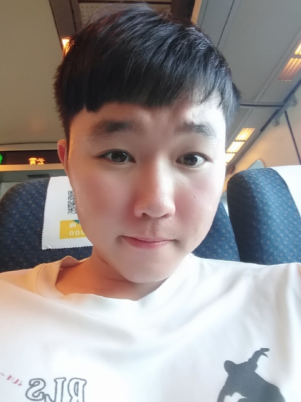 爱玉的第一张照片--福建蓝颜知己交友网