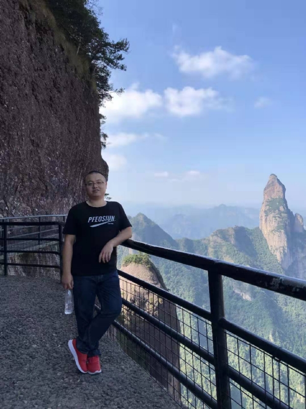 不杵于物的第一张照片--福建蓝颜知己交友网