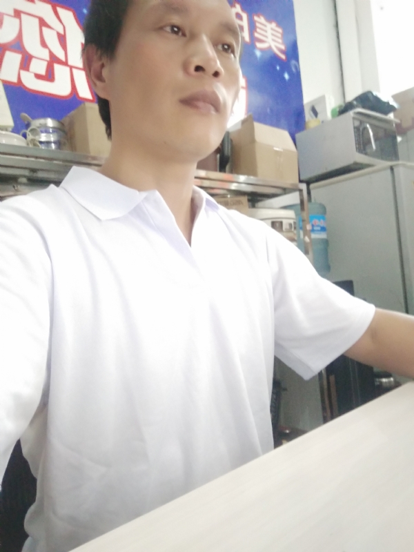 深蓝色的海的第一张照片--福建蓝颜知己交友网