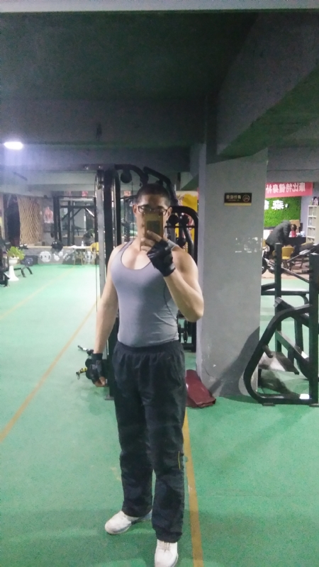 伤心是没有用的的第三张照片--福建蓝颜知己交友网