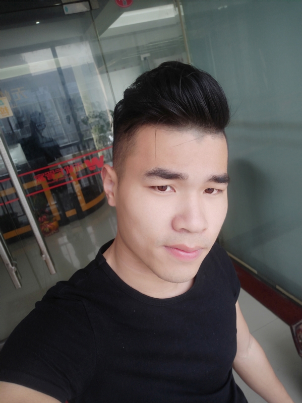 随遇而安的第一张照片--福建蓝颜知己交友网