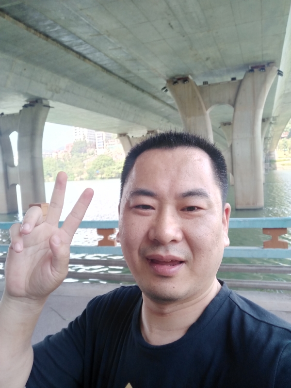 上人的第一张照片--福建蓝颜知己交友网