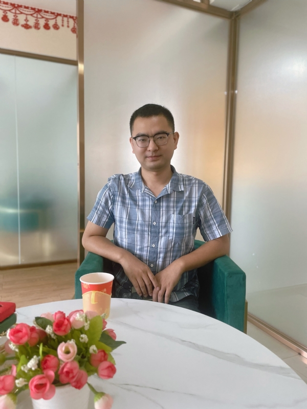 微尘的第二张照片--福建蓝颜知己交友网