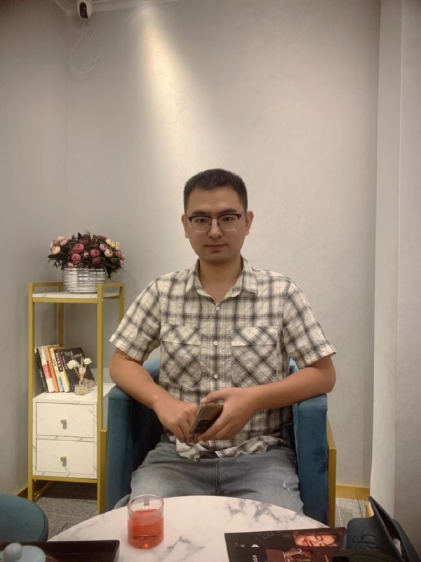 微尘的第四张照片--福建蓝颜知己交友网