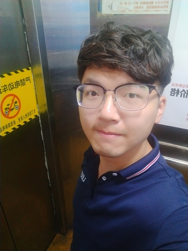 H先生的第二张照片--福建蓝颜知己交友网