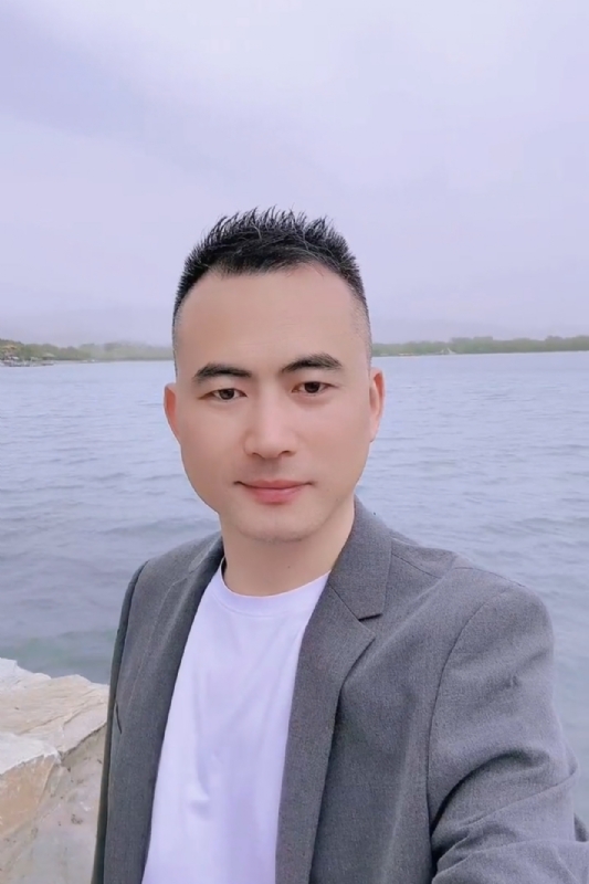 一往情深的第一张照片--福建蓝颜知己交友网