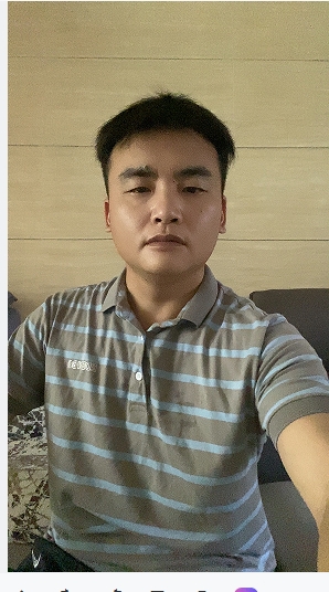 走在红毯那一天的第二张照片--福建蓝颜知己交友网