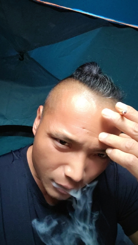 伯爵的第四张照片--福建蓝颜知己交友网